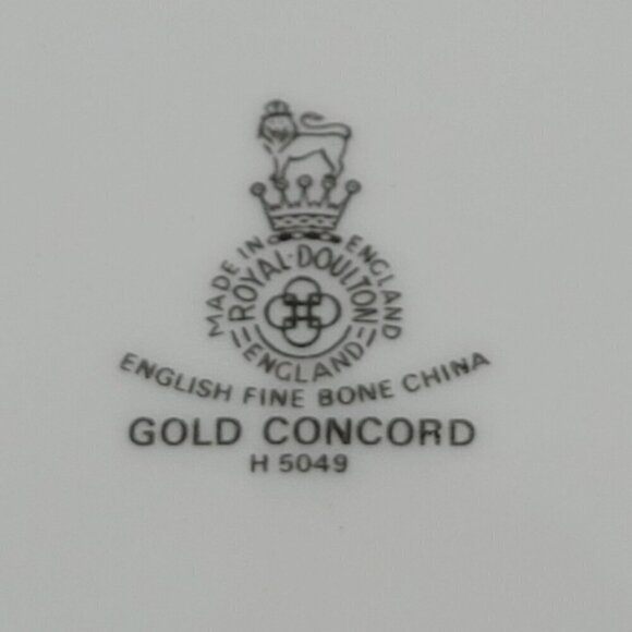 Royal Doulton Gold Concord English Fine Bone China 5 Piece Place Setting H 5049 - Picture 8 of 9